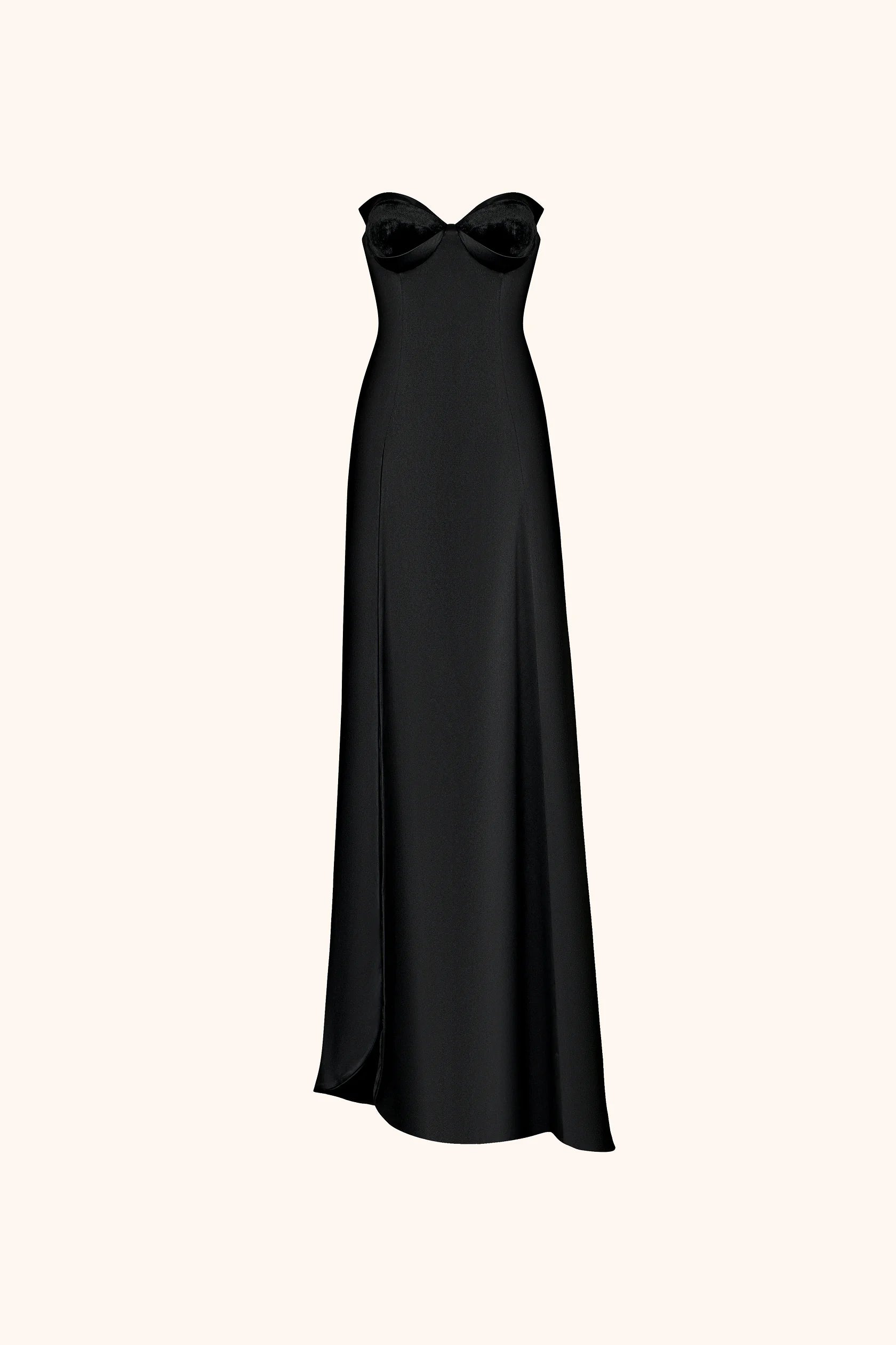Evening dress with slit