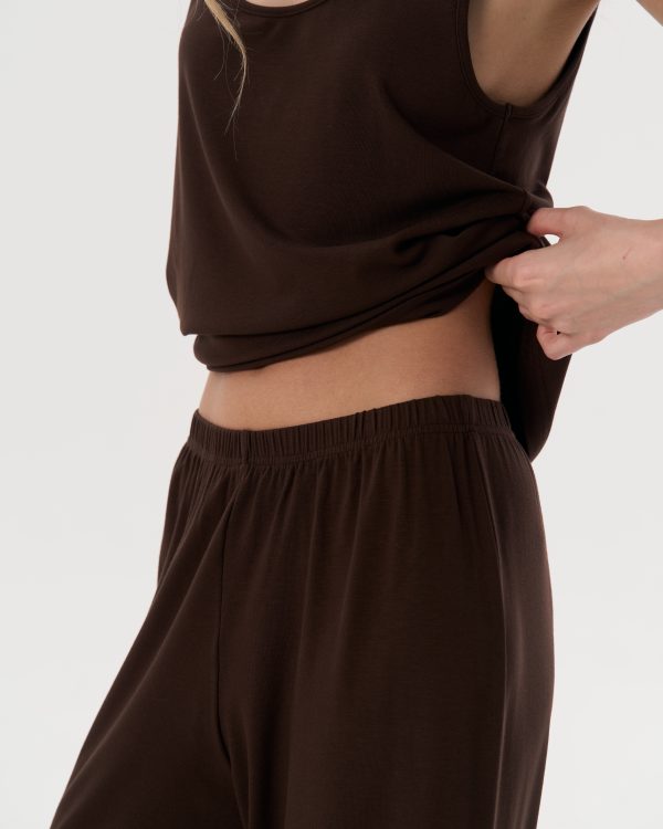 Straight-Leg Trousers (Chocolate)