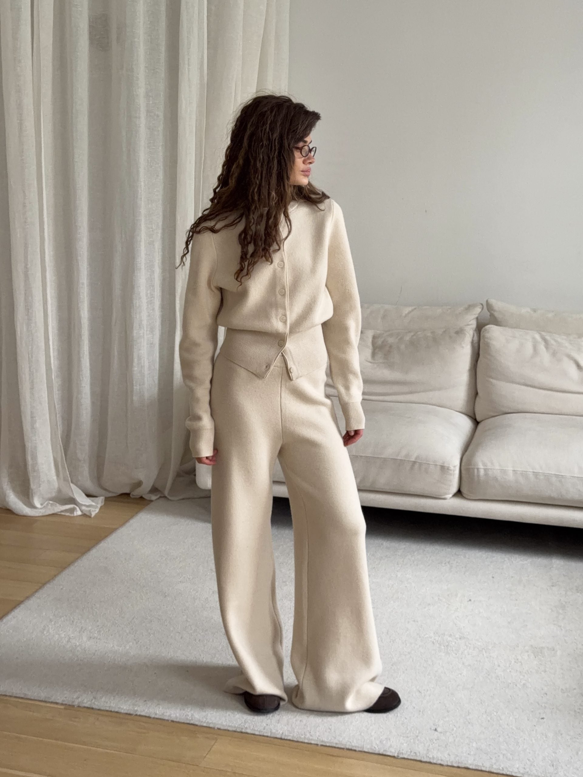 HYGGE knitted suit with wool and cashmere