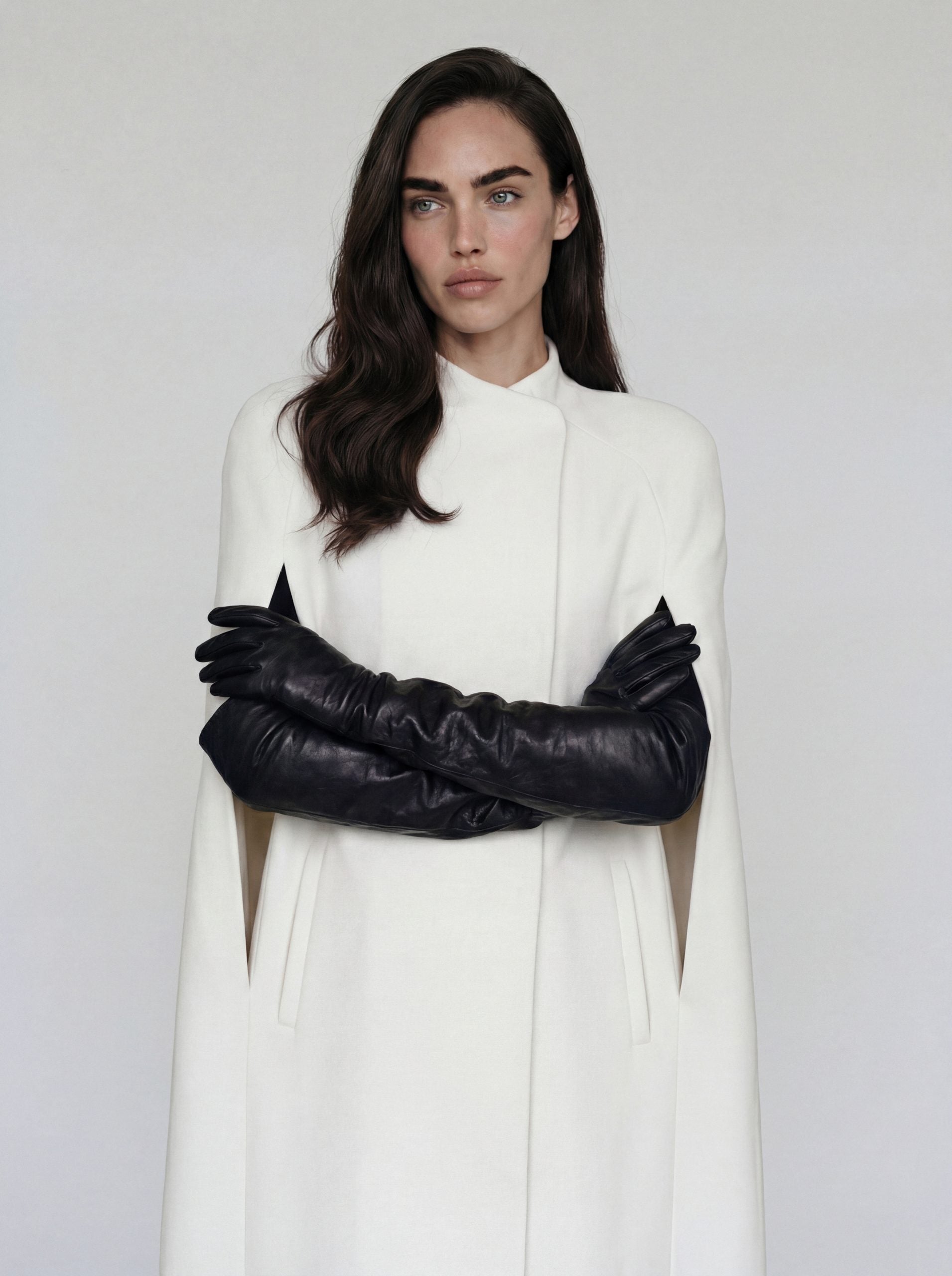 Cape coat “Grace”, Milk