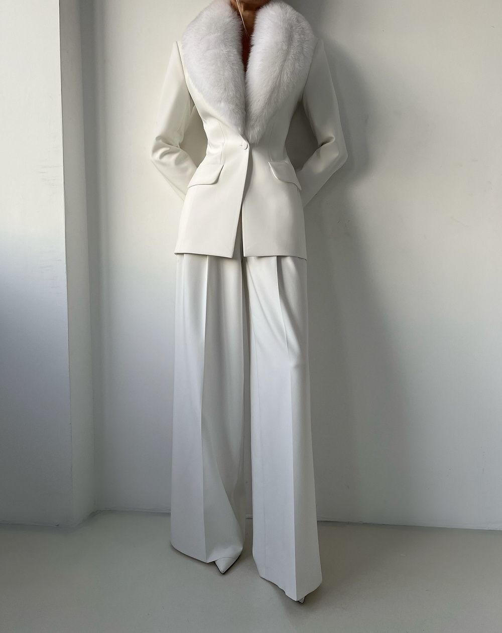 Wide trousers