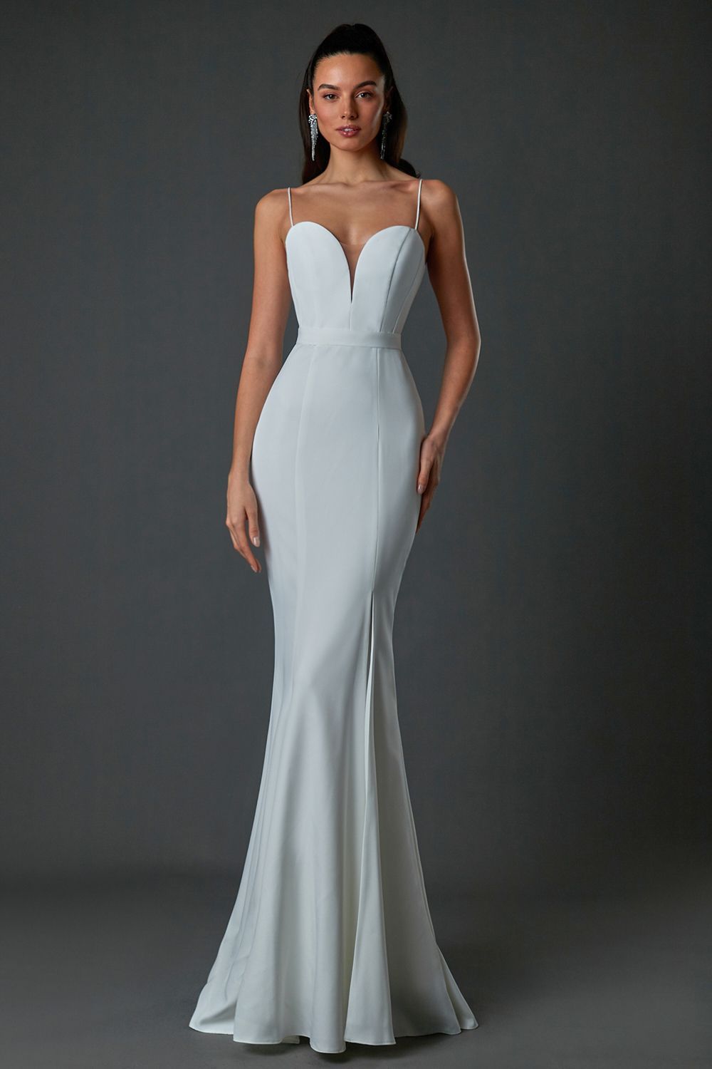 Maxi dress with a heart neckline