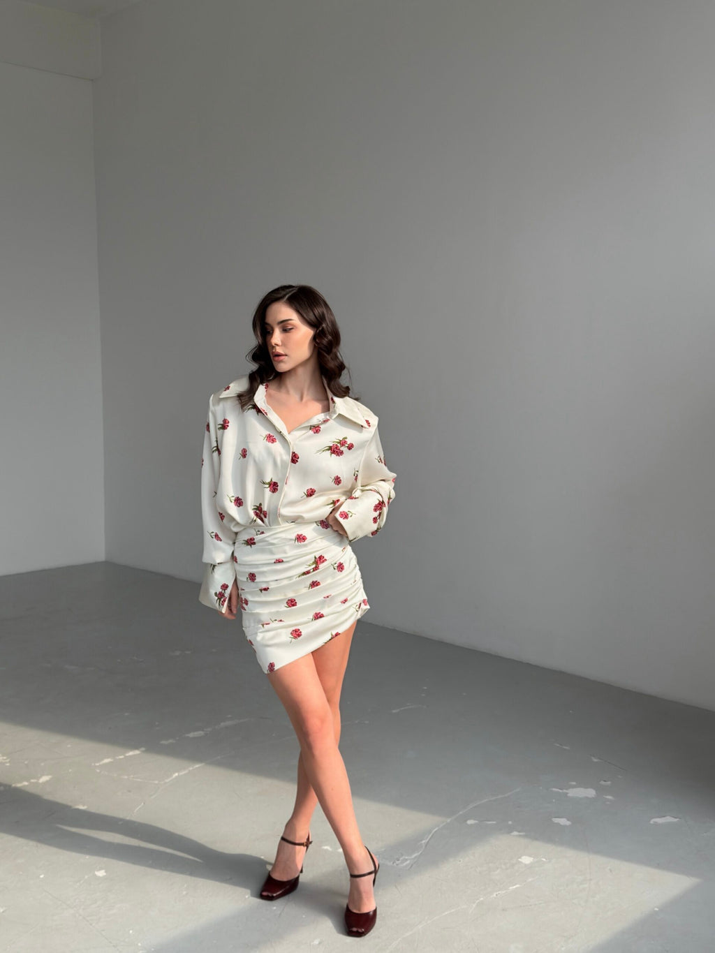 Mini skirt with a Rosy assembly