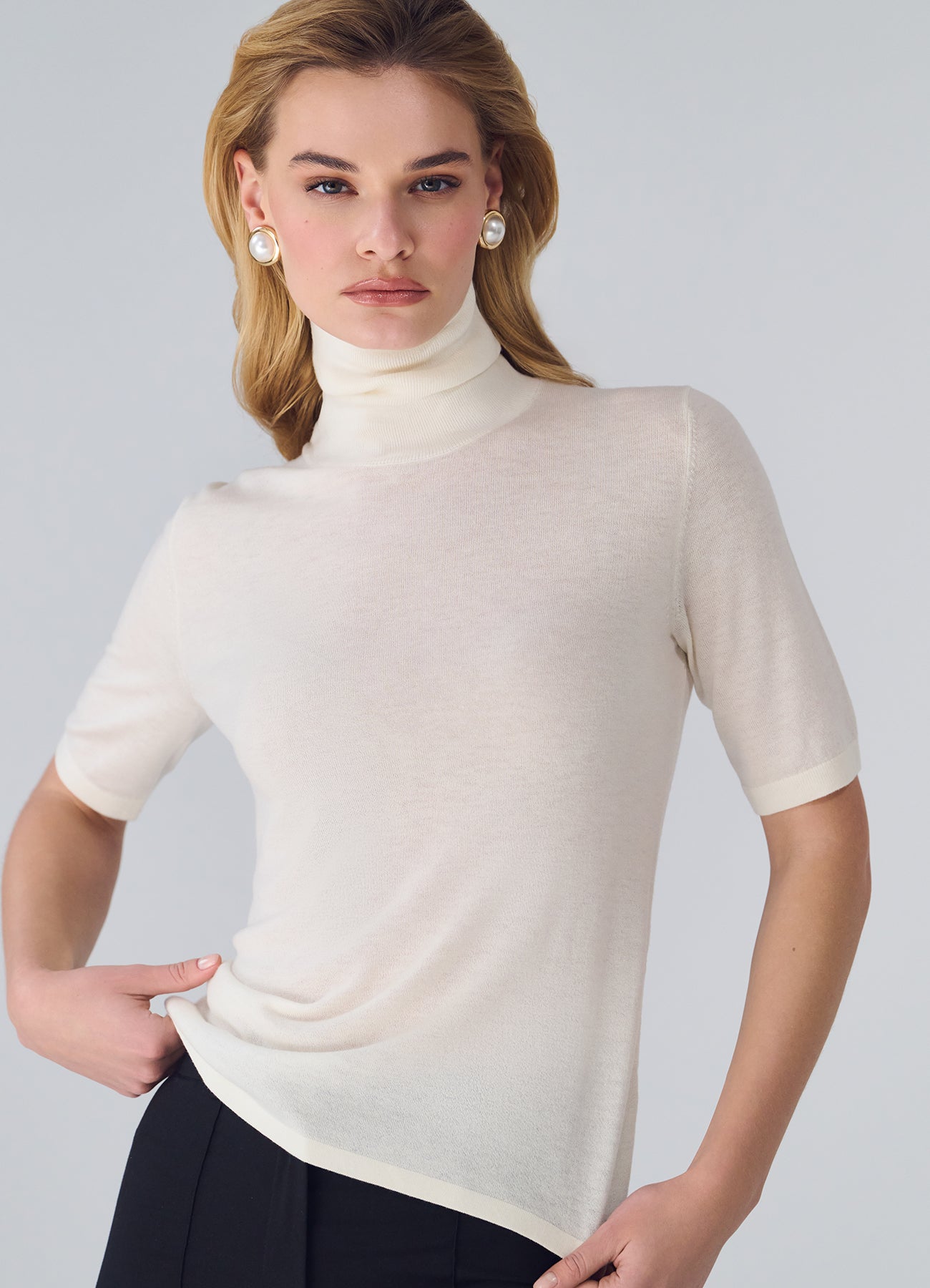 Merino Wool Turtleneck Top (Beige)