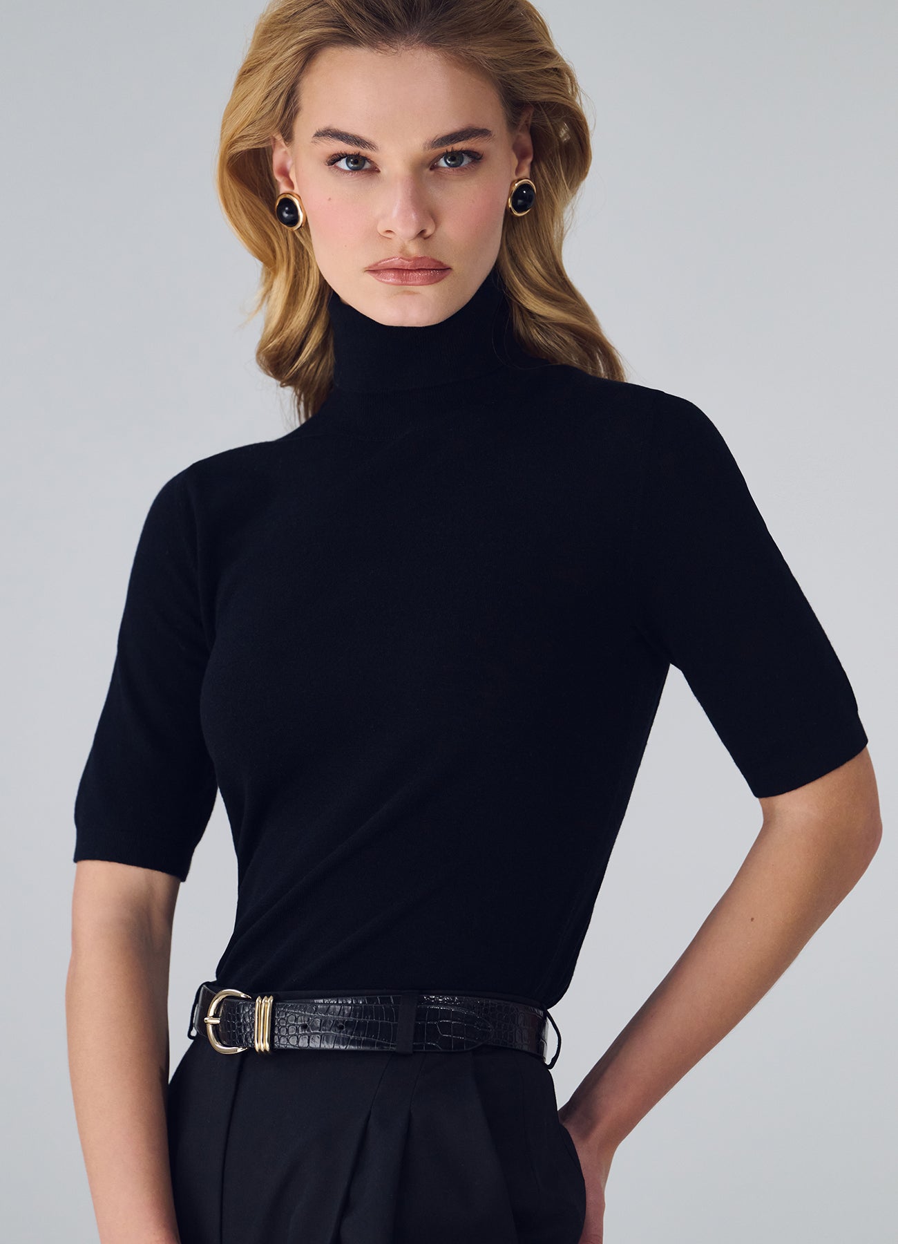 Merino Wool Turtleneck Top (Black)